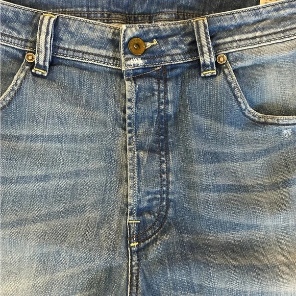 Diesel Men’s Jeans Larkee Relaxed Comfort Straight Wash 008W7 Size 36/30 - Picture 5 of 12